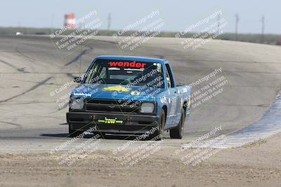 media/Sep-28-2024-24 Hours of Lemons (Sat) [[a8d5ec1683]]/1140am (Outside Grapevine)/